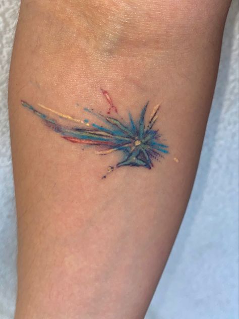 #howlsmovingcastle #shootingstar #anime #studioghibli Howls Star Tattoo, Howl Pendragon Tattoo Ideas, Bowels Moving Castle Tattoo, Subtle Howls Moving Castle Tattoo, Howls Movie Castle Tattoo, Howells Moving Castle Tattoo, Howls Moving Castle Star People Tattoo, Howell Moving Castle Tattoo, Howls Moving Castle Grad Cap