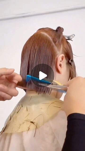 Bob Tutorial Haircut, Bevel Haircuts, Bob Haircuts For Wavy Hair, Short Cropped Bob, How To Cut Your Own Hair Bob At Home Short Hairstyles, Short Stylish Haircuts, Bob Cut Tutorial, Diy Bob Haircut At Home Step By Step, Bob Haircut Tutorial