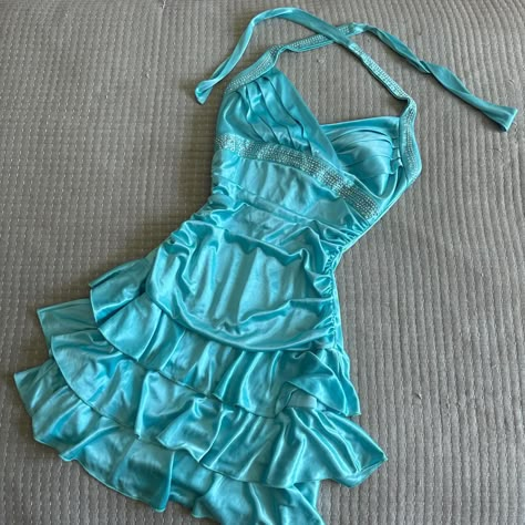 rare vintage y2k trixxi aquamarine mermaid fairy... - Depop Mermaid Style Outfit, 2000s Mermaid Aesthetic, Mermaid Vibes Outfit, 90s Beach Outfit, 90s Summer Outfits Aesthetic, Aquamarine Outfit, 2000s Fashion Outfits Aesthetic, Mermaid Aesthetic Outfit, 2000s Summer Fashion