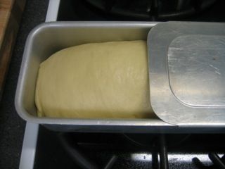 How much dough in a pullman pan How To Use A Pullman Pan, Pullman Loaf Pan Recipes, Pullman Bread, Pullman Loaf Pan, British Recipes, Sour Dough, No Knead Bread, Pan Sizes, Baking Bread