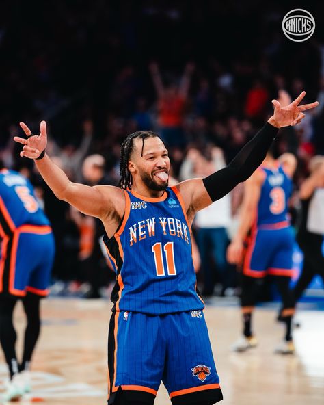 #NYK: Basketball Images, Jalen Brunson, Nfl Football 49ers, Football 49ers, Bola Basket, Steph Curry, Basketball Pictures, National Basketball Association, New York Knicks