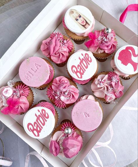 Barbie Birthday Party Cupcakes, Barbie Theme Cupcakes, Barbie Birthday Cupcakes, Barbie Cupcakes Ideas, Cupcakes 1st Birthday, Cupcakes Number, Barbie Cupcakes, Barbie Doll Birthday Cake, Sweet Birthday Cake