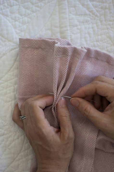 DIY Pinch Pleat Curtains // How to Make Budget IKEA Curtains Look Like a Million Bucks — The Grit and Polish How To Add Pleats To Curtains, Diy Sewing Curtains, Pinch Pleat Curtains Diy No Sew, Diy Linen Curtains, Diy Tie Top Curtains, Diy Pinch Pleat Curtains, Pinch Pleat Curtains Diy, The Grit And Polish, Grit And Polish