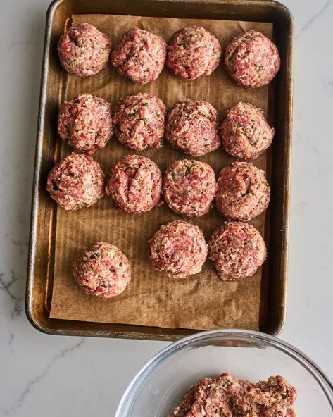 Ina Garten Meatballs, Authentic Italian Meatballs, Best Ina Garten Recipes, Barefoot Contessa Recipes, Italian Meatballs Recipe, Ricotta Recipes, Ina Garten Recipes, Meatball Recipe, Spaghetti Recipe