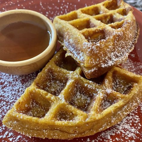 Egg Free Pumpkin Waffles - Safely Delish Egg Free Waffle Recipe, Eggless Waffle Recipe, Apple Cinnamon Waffles, Pureed Pumpkin, Pumpkin Spice Waffles, Gluten Free Pumpkin Spice, Cinnamon Waffles, Pumpkin Mac And Cheese, Pumpkin Breakfast