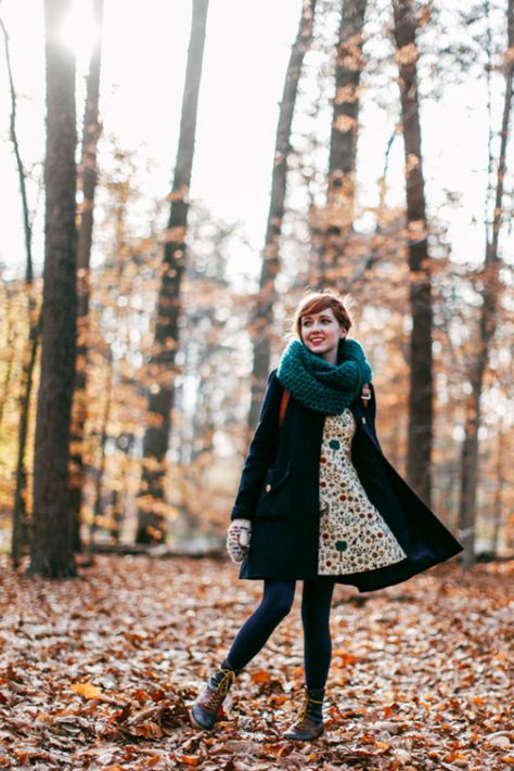 White Mittens, Horse Outfits, A Clothes Horse, Teal Scarf, Cat Wallet, Samantha Pleet, Ethno Style, Coat White, Retro Pin Up