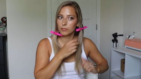 This is a guide on a cute topsy tail tool hairstyle. Learn how to do an easy hairstyle with the topsy tail tool. Topsy Tail Hairstyles, Topsy Tail, Hair Tail, Simple Updo, Clear Hair, Everything Stays, Really Long Hair, Topsy Turvy, Hairstyle Tutorial