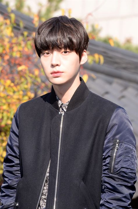 Boys Korean, Cinderella And Four Knights, Ahn Jae Hyun, Korean Couple Photoshoot, Yook Sungjae, Korean Star, Korean Entertainment, Korean Model, Kdrama Actors