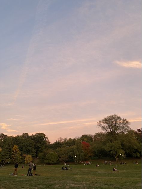 Brooklyn Prospect Park, Sunset Park Aesthetic, People At The Park, Prospect Park Brooklyn, Park Aesthetic, Park Sunset, 2024 Board, Richmond Park, Griffith Park