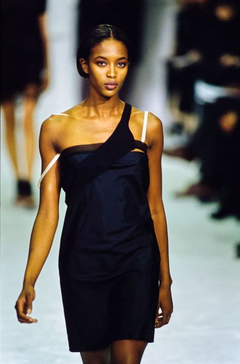 90s Campaign, Helmut Lang 90s, Helmut Lang Archive, Helmet Lang, Stella Tennant, Most Popular Videos, Fashion Portfolio, Naomi Campbell, Runway Collection