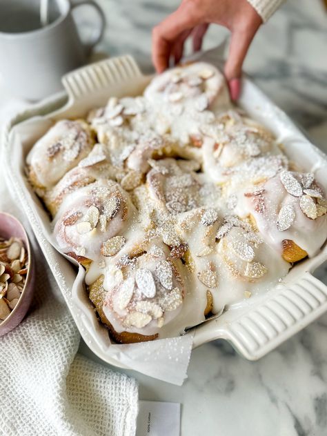 Orange Cardamom Cinnamon Rolls, Coconut Cinnamon Rolls, Streusel Cinnamon Rolls, Almond Sweet Rolls, Almond Croissant Cheesecake, Almond Cinnamon Rolls, Almond Croissant Cake, Starbucks Almond Croissant Recipe, Almond Croissant Cinnamon Rolls