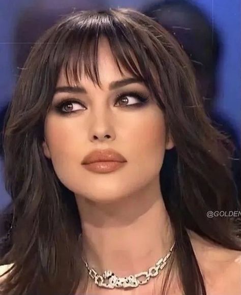 Italian Makeup Looks Monica Bellucci, Malèna Monica Bellucci, Monica Belluci Makeup, Italian Makeup Looks, Monica Bellucci Makeup, Malena Monica Bellucci, Italian Makeup, Bombshell Makeup, Mack Up