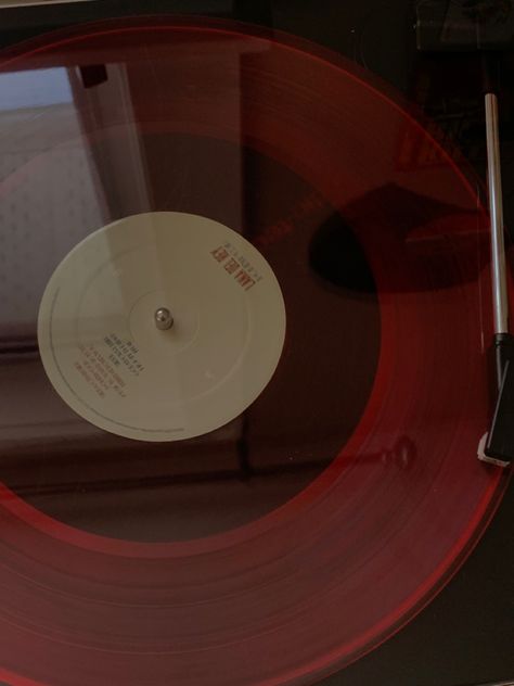 Ldr Vinyl Aesthetic, Red 70s Aesthetic, Red Vinyl Aesthetic, Red And Cream Aesthetic, Honeymoon Vinyl, 1970 Aesthetic, Ldr Vinyl, Vinyl Record Aesthetic, Lana Del Rey Playlist