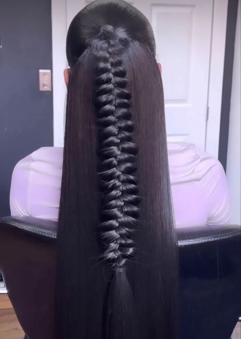 Fish Tail Braids Hairstyles Wig, Half Up Half Down Fishtail Braid, Fishtail Half Up Half Down, Fishtail Hairstyles, Lemonade Braids Hairstyles, Quick Weaves, 4a Natural Hair, Braided Hairstyles For Black Women Cornrows, Sleek Ponytail Hairstyles