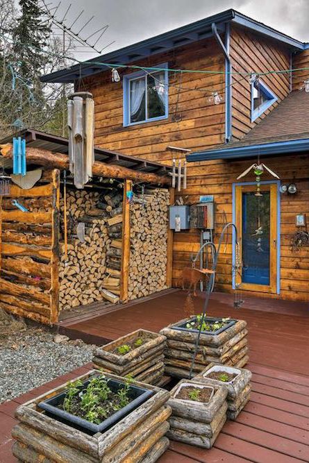 Alaska Home Aesthetic, Alaska Homes Interior, Alaskan Cabin Interior, Alaska Log Cabins, Alaska Cabin Off Grid, Cabins In Alaska, Alaska House Interior, Alaska Cabin Interior, Alaska Homestead Aesthetic