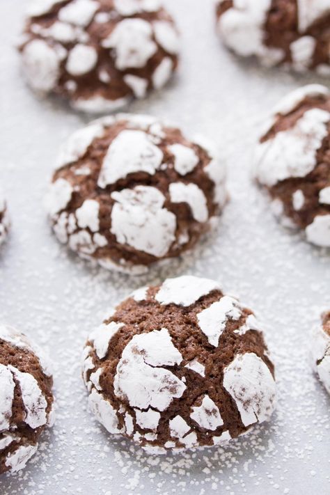 Easy Chocolate Crinkle Cookies Recipe. These are the best rich, fudgy cookies with a powdered sugar coating. One of our favorite Christmas cookies! Chocolate Crinkles Recipe, Christmas Cookies Chocolate, Crinkles Recipe, Nutella Cookies Recipe, Chocolate Crinkle Cookies Recipe, Laura In The Kitchen, Crinkle Cookies Recipe, Chocolate Crinkle, Devils Food Cake Mix Recipe