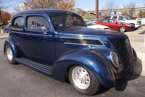 Bored headers 1937 Ford 2 Door Sedan Standard hot rod Custom Cars For Sale, Classic Mustang, Chrome Wheels, Hot Rods Cars, Car Ads, Street Rods, Rat Rod, Hot Rod, Old Cars