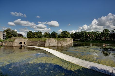 Completed in 2014 in Bergen op Zoom, The Netherlands. Images by Erik… Floating Bridge, Floating Architecture, Bergen Op Zoom, World Water Day, Water Day, World Water, Dublin City, Pedestrian Bridge, Bridge Design