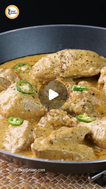 White Gravy Chicken, White Chicken Gravy, White Chicken Gravy Recipe, Chicken Gravy Recipe Indian, Chicken Kurma, White Curry, Chicken Gravy Recipe, Chicken Curry Recipes, White Gravy