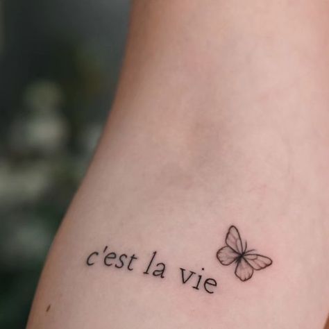 Fineline Tattoo Minimalist Butterfly, Two Tiny Butterfly Tattoo, January Tattoo Ideas, Ce Est La Vie Tattoo, Viva La Vida Tattoo, Vie Ta Vie Tattoo, Cest La Vie Tattoo, C’est La Vie Tattoo Ideas, Slavonski Brod