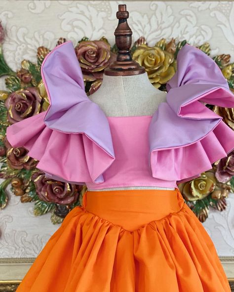 Kaneki Top only💗💜 (No skirt nor pants to pair with) This is Kaneki ruffle crop top only for those who doesn’t want a set. Available in size 2t to adult size. #mysonlightkaneki #mysonlight2022 #mysonlight_couture #mysonlightcouture #mysonlightnovember #mysonlightdress #babydressph #kidsdress #kidsootd #whitedress #beautifuldress #babydolldress #babydoll #babydollsleeves #mysonlighttwinning #twinning #twinningwithmommy #kidsfashion #kidsootd_ig #kidsmodel #kidsfashiontrends #kidsfashionbook #ki Children's House, Baby Birthday Dress, Kids Fashion Trends, Fashion Design Collection, Baby Skirt, Kids Gown, Kids Fashion Dress, Ruffle Crop Top, African Clothing Styles