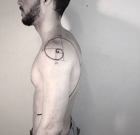 Fibonacci Spiral Tattoo, Golden Ratio Tattoo, Fibonacci Tattoo, Black Line Tattoo, Spiral Tattoos, Geometry Tattoo, 4 Tattoo, Tattoos Geometric, Line Work Tattoo