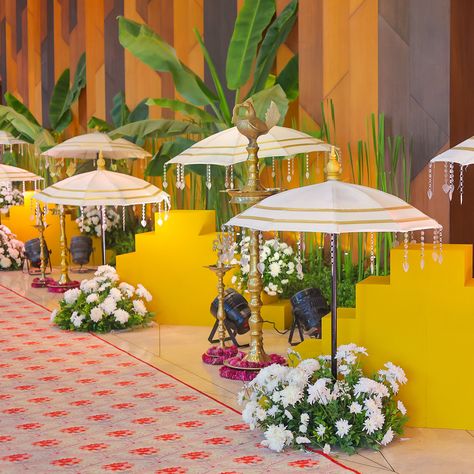 South Indian Haldi Decor, Pathway Decor, South Indian Haldi, Indian Floral Decor, Ambience Decor, Home Flower Decor, Gujarati Wedding, Flower Garland Wedding, Indian Theme