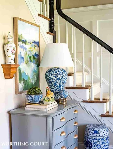 An example of a transitional cottage style dining room. Decorating With Greenery, Decorating Rules, Southern Traditional, Ideas For Decorating, Refresh Your Home, Southern Home, Easy Ideas, Blue Decor, Spring Home