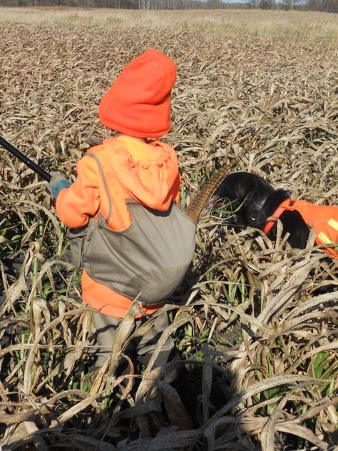 Too cute Hunting Kids, Youth Hunting, Hunting Photography, Kids Hunting, Deer Hunting Tips, Country Girl Life, Pheasant Hunting, Hunting Life, Hunting Tips