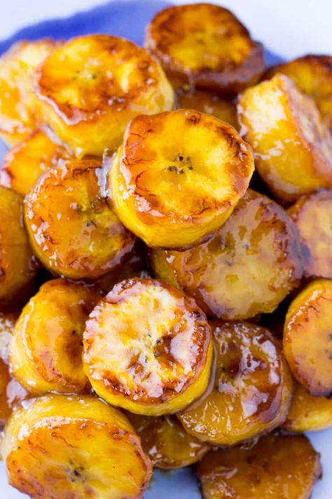 Sticky Sweet Fried Plantains Close Up on a blue plate What To Eat With Plantains, Fried Green Plantains, Recipes Using Plantains, Maduros Recipe Sweet Plantains, Fried Plantains Sweet, Sweet Plantain Recipes, Plantain Recipes Sweet, Fry Plantains, Plantains Recipes