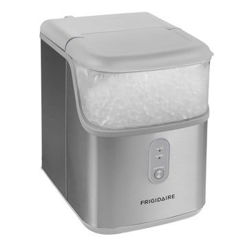 Frigidaire Crunch Countertop Nugget Ice Maker, 33 lbs Crushed Ice Maker, Nugget Ice, Nugget Ice Maker, 2024 Wishlist, Countertop Design, Ice Melting, Ice Machine, Crushed Ice, Ice Maker