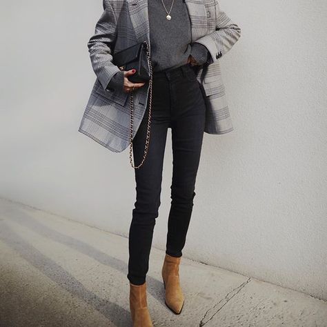 Target Lover | Former Blogger (@therealdarlinikki) • Instagram photos and videos Camel Booties Outfit, Pijamas Women, Booties Outfit, Black Jeans Outfit, Outfit Jeans, Grey Outfit, Summer Dress Outfits, Winter Outfits For Work, Blazer Outfits