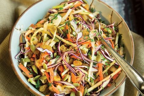 Kohlrabi Slaw, Vegetarian Sides, Root Veggies, Healthy Veggies, Gluten Free Eating, Dressing Up, Side Salad, Yummy Sides, Healthy Salads