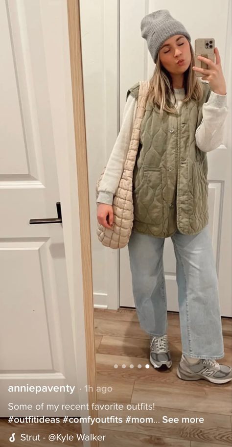 Vest Fall Outfits, Quilted Vest Outfit, Fall Vest Outfits, Vest Outfit, Casual Outfit Inspiration, Thrifted Outfits, 2024 Style, Long Vest, Vest Outfits