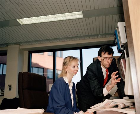 Administrative Professionals Day, Administrative Professional Day, Martin Parr, Retro Office, Office Life, Professional Growth, Motivational Speeches, Modern Office, Civil Rights