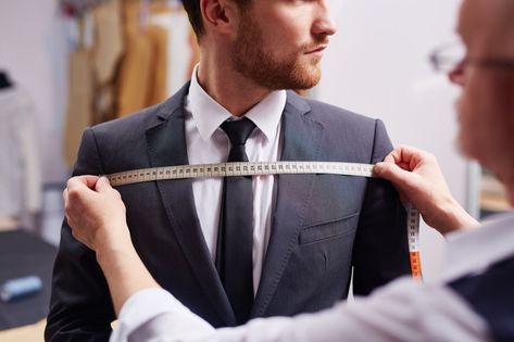 When it comes to looking good in suits, tailors are our best friends, confidantes, and miracle workers. This is what to know before getting that suit. Suit Measurements, Mens Tailor, Tailor Shop, Altering Clothes, Bespoke Tailoring, Tuxedo Suit, Custom Suit, Suit Up, Modern Gentleman