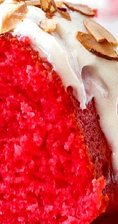 Jello Pound Cake Recipe, Cake Recipe With Jello, Cake Mix With Jello Added, Jell-o Cake Recipes, Cake Jello Recipes, Adding Jello To Box Cake, Cherry Jello Cake, Raspberry Jelly Cake, Rasberry Deserts Jello