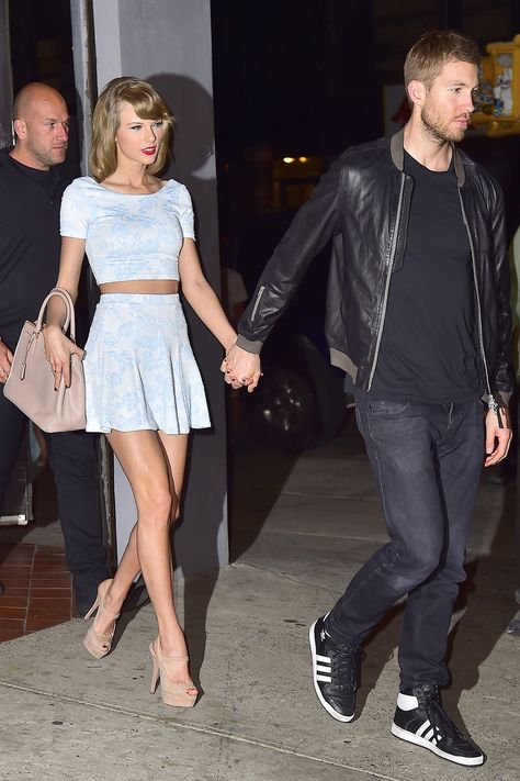 Taylor Swift New York, Taylor Swift And Calvin, Taylor Swift Looks, Taylor Swift Fashion, Taylor Swift Legs, Taylor Swift Street Style, Taylor Swift New, New York Street Style, Calvin Harris