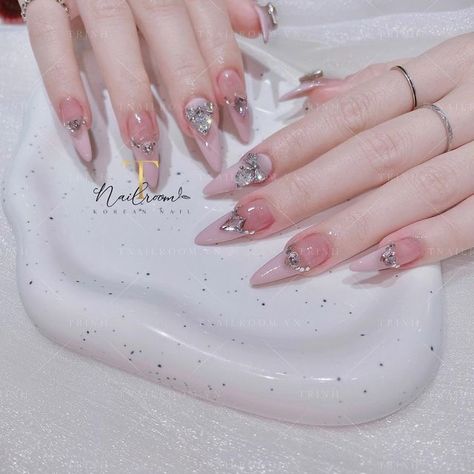 Nail Box Design, Nails Tay, Nail Room, Luxury Nails, Nails Design, Box Design, Bling Bling, Cute Nails, Gel Nails