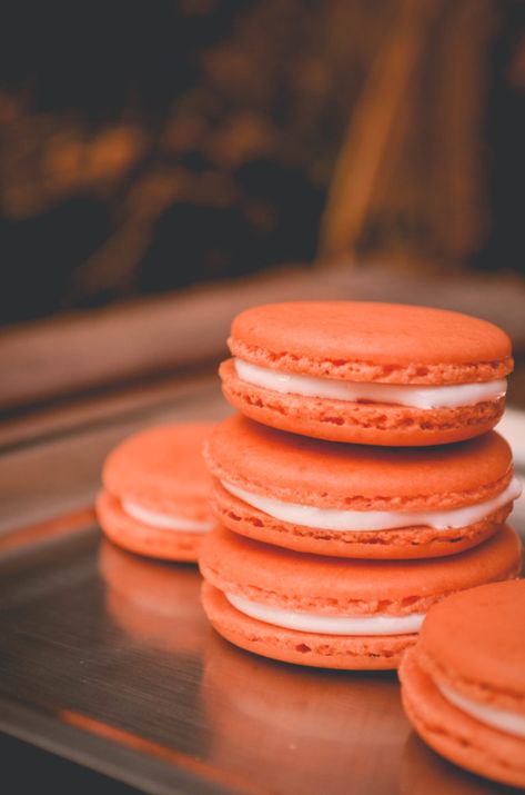 Sweet Potato Macarons, Sweet Potato Marshmallow, Sweet Potato Flour, Sweet Potatoes With Marshmallows, American Thanksgiving, Potato Flour, Buttercream Filling, Kitchen Smells, Pan Sizes