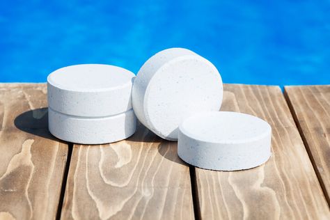 The Ultimate Guide to Pool Chlorine - In The Swim Pool Blog Swimming Pool Liners, Swimming Pool Chemicals, Swimming Pool Maintenance, Swimming Benefits, Pool Shock, Pool Care, Pool Liners, Pool Chlorine, Pool Chemicals