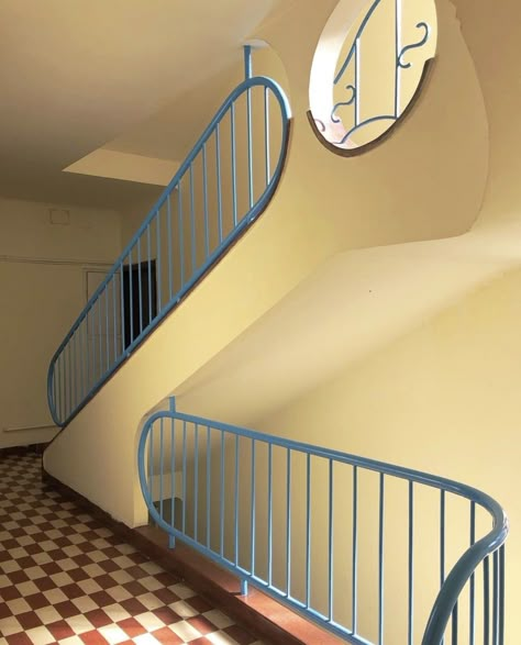 Audrey Hubert (@audreyhubert) • Instagram photos and videos Thick Heels Pumps, Stair Case, Interior Stairs, Spiral Staircase, Stairs Design, Architecture Interiors, Thick Heels, Dream House Decor, Casas De Ensueño