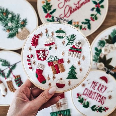 Christmas Themed Embroidery, Hand Embroidery Christmas Family, Christmas Floral Embroidery, Xmas Embroidery Gifts Pdf, Loop Embroidery, Christmas Alphabet Letters Embroidery, Yule Christmas, Surface Embroidery, Christmas Hand Embroidery