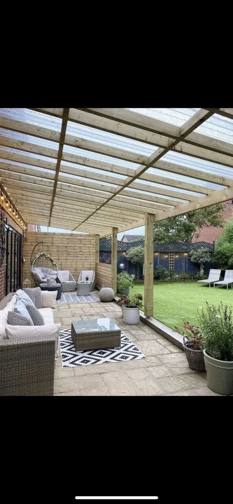 Backyard Covered Patios, Covered Patio Design, Plan Villa, Patio Lights, Villa Plan, Patio Garden Design, Backyard Lighting, Boy Aesthetic, Pergola Patio