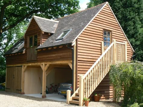 Oak Framed Garages in Oxfordshire, Hampshire, Berkshire and Buckinghamshire Garage With Room Above, Oak Garage, Timber Frame Garage, Construction Garage, Garage Extension, Timber Garage, Garage Build, Oak Frame House, Car Ports