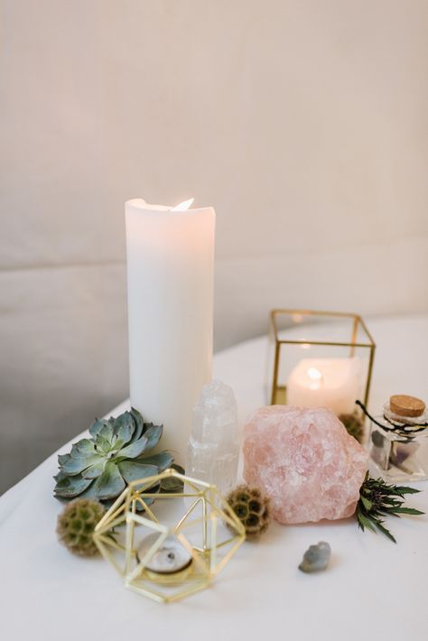 Minimal Meets Magic & Witchy Wedding · Rock n Roll Bride Wedding Crystal Decor, Crystals At Wedding, Crystal Wedding Ideas, Witchy Wedding Decor, Crystal Wedding Decorations, Stone Arrangement, Crystal Wedding Theme, Crystal Wedding Decor, Zen Wedding