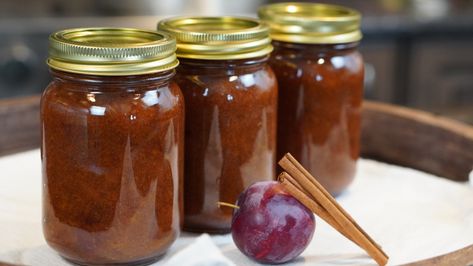 Plum Butter Recipe Canning, Plum Butter Recipe, Canning Plums, Plum Butter, Butter Recipes Homemade, Canned Plums, Plum Juice, Fruit Butter, Pulp Recipe