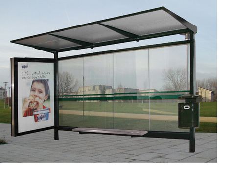 parada de autobús | Marquesina/parada de autobús - JOMA Soluciones Urbanas - Innova ... Bus Stop Advertising, Bus Stop Design, Formal Garden Design, Bus Shelters, Publicidad Creativa, Rene Magritte, Smart City, Bus Station, Bus Stop