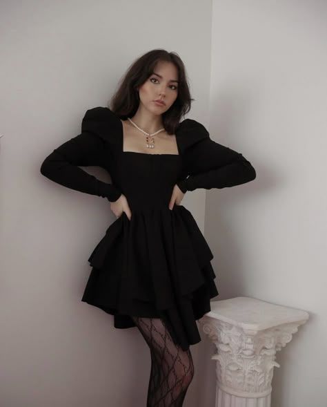 The Other Boleyn, Black Hoco Dresses, Outfit Info, The Other Boleyn Girl, Concert Dresses, Cute Black Dress, Black Homecoming Dress, Cute Short Dresses, Black Short Dress