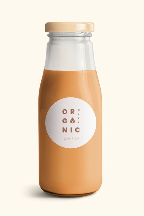 Organic milk tea in a glass bottle with a label mockup | premium image by rawpixel.com / PLOYPLOY Milk Tea Packaging Design Cups, Milk Tea Bottle Packaging, Milk Tea Logo, Milk Tea Packaging, Milk Tea Design, Label Minuman, Milk Label, Te Chai, Milk Cafe